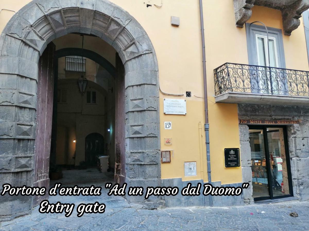 Apartamento Ad Un Passo Dal Duomo "2" Nápoles Exterior foto