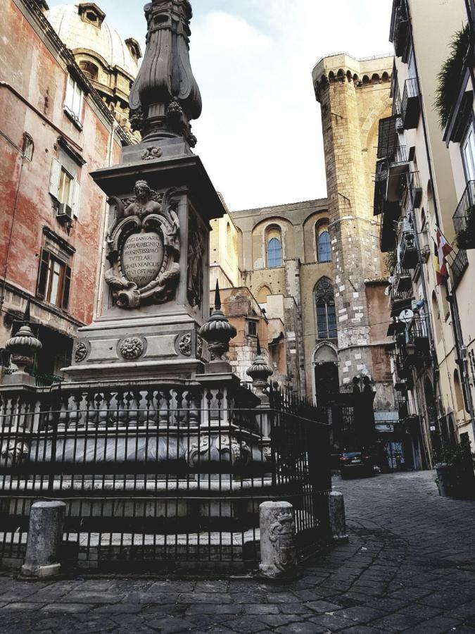 Apartamento Ad Un Passo Dal Duomo "2" Nápoles Exterior foto